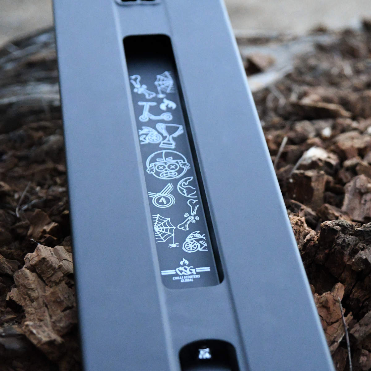 Deska Chilli CSG Black Book Black