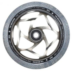 Blunt Tri Bearing 120 Wheel Clear Chrome